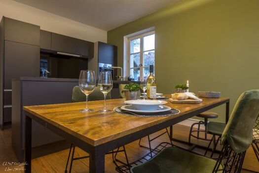 Inselküche - Tafel - modern - Samt - oliv