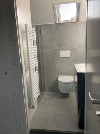 Badezimmer im Obergeschoss