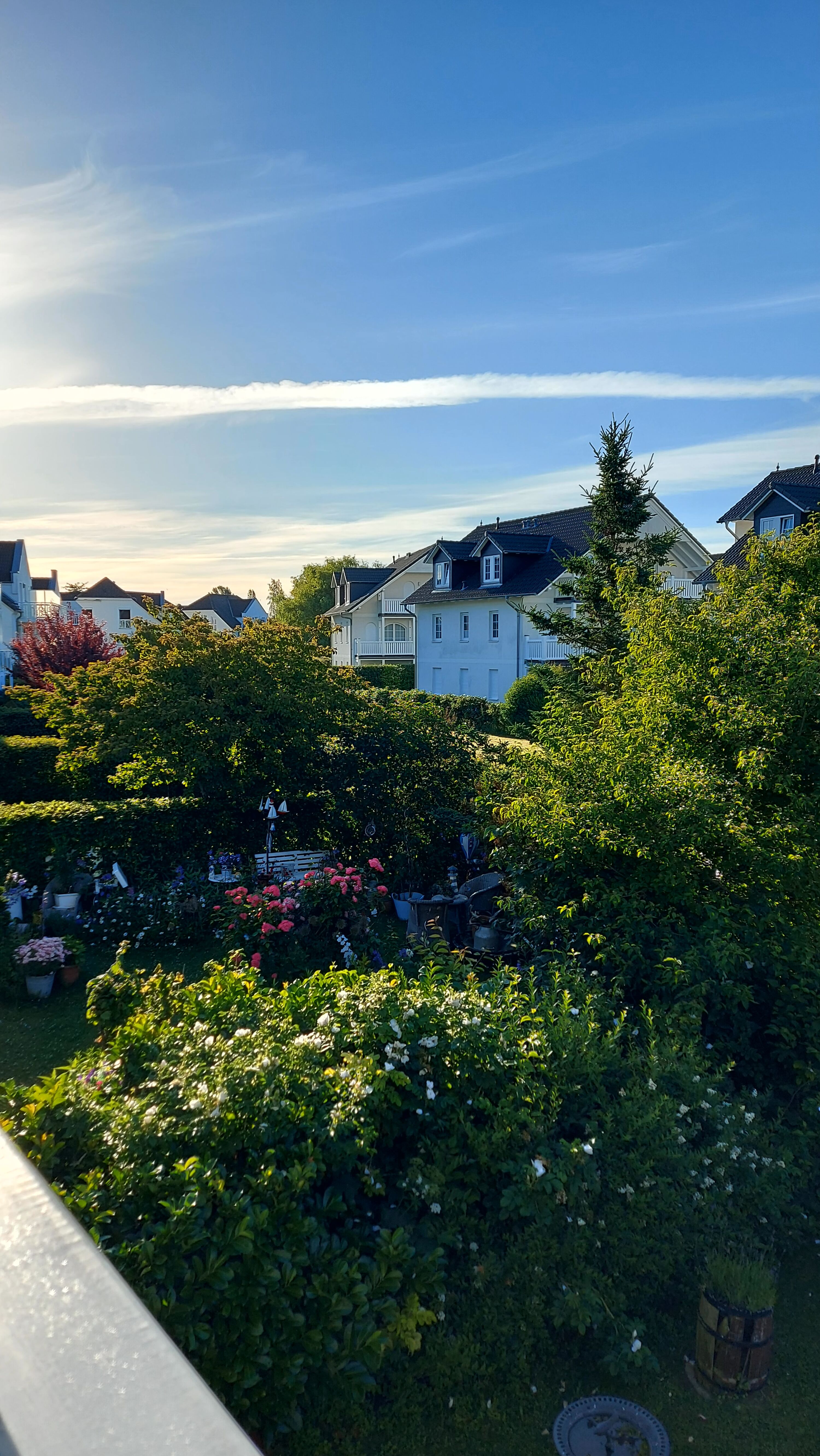 Blick vom Balkon nach li