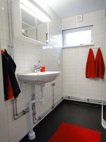 Bad mit Waschmaschiene