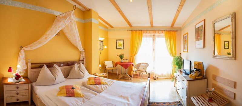 DZ Sonnenschein mit Balkon