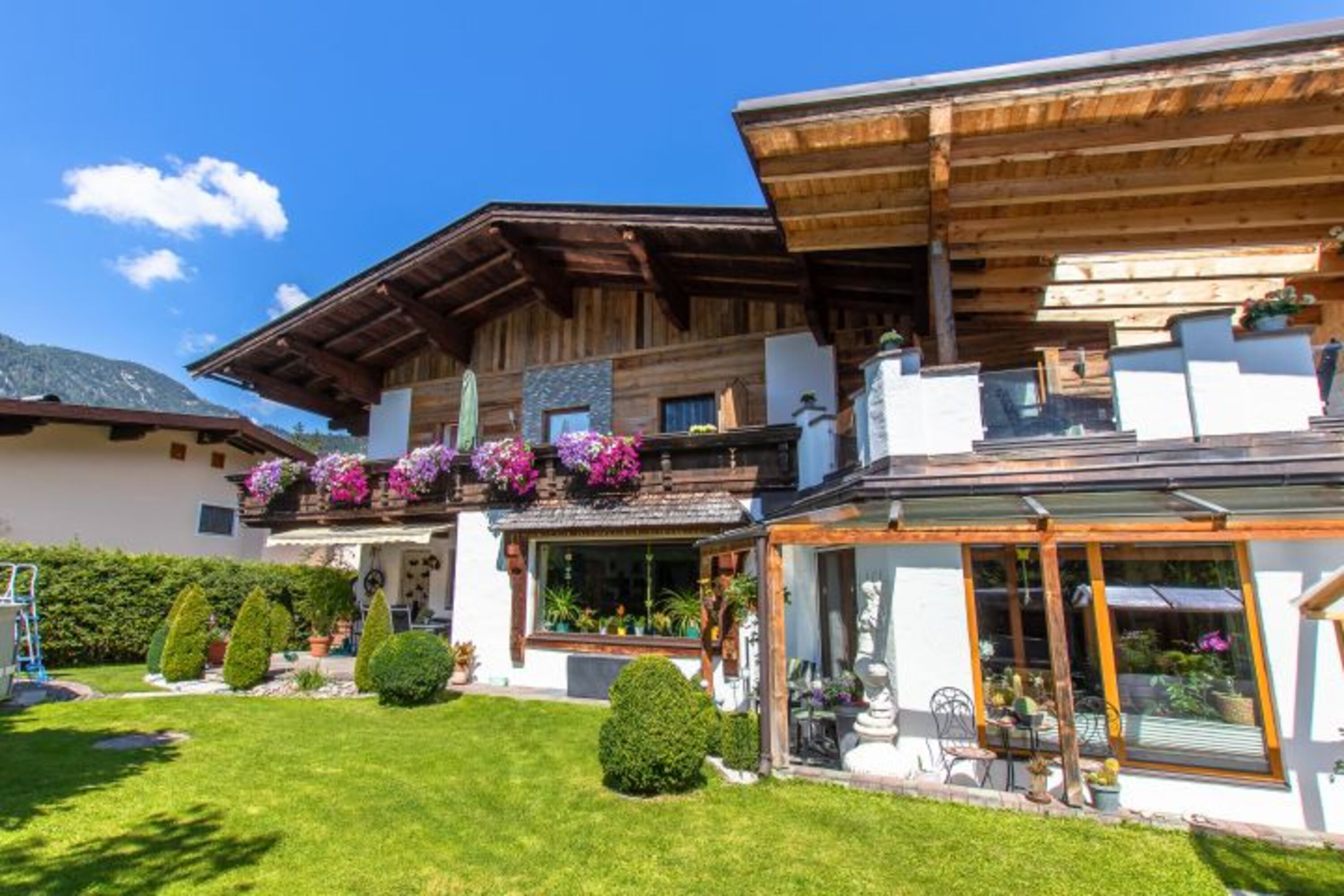 Haus im Sommer