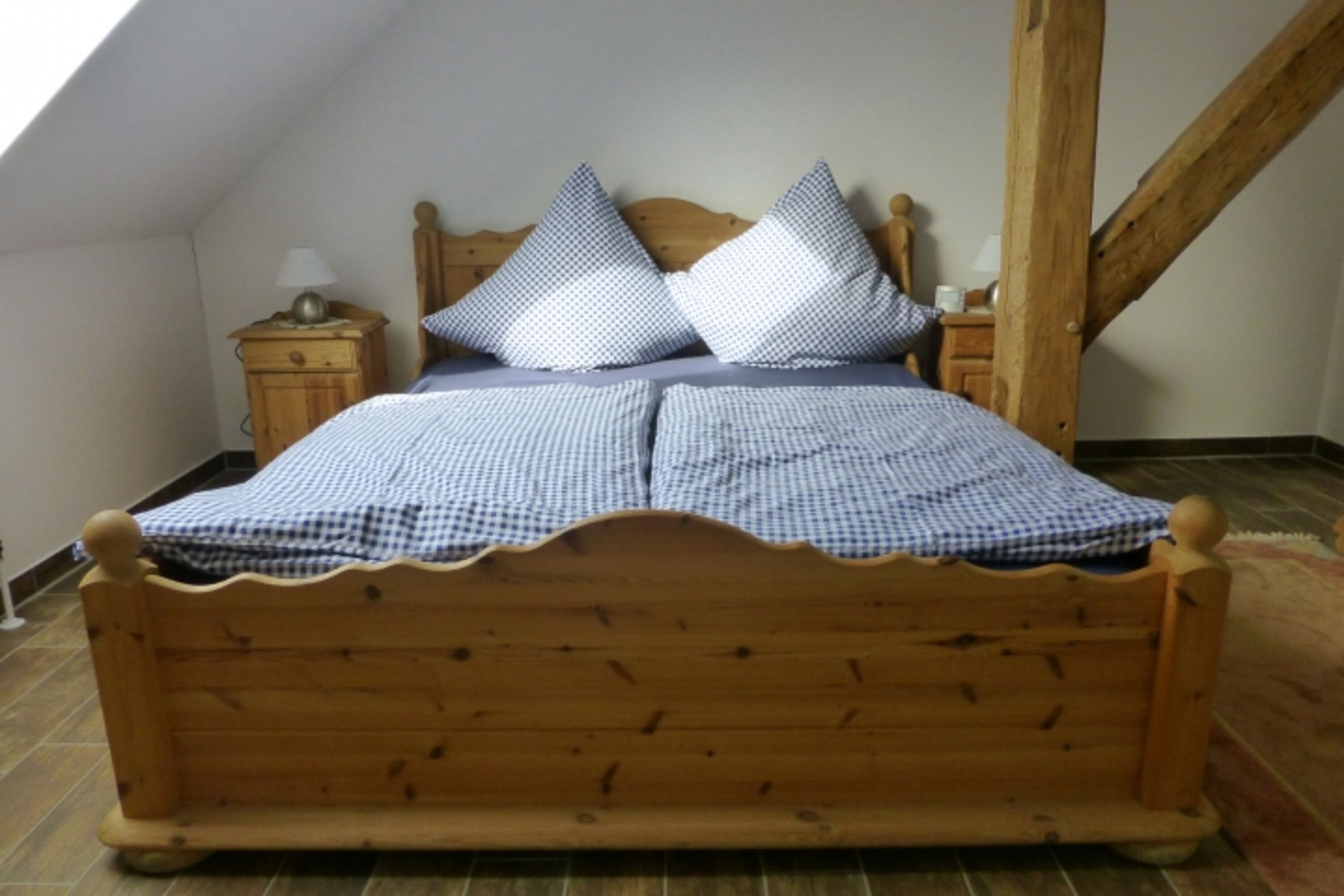 Schlafzimmer 2