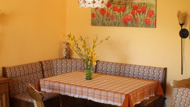 Essbereich im Wohnzimmer