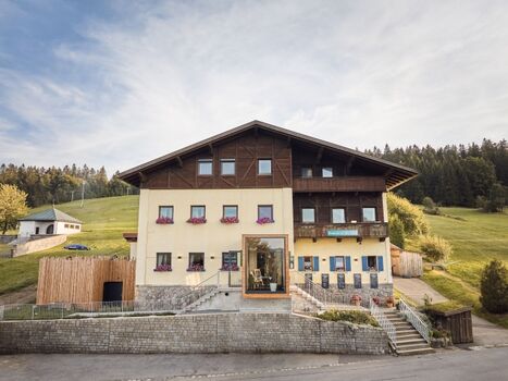 Landhotel Sportalm Urlaub mit Hund  Ansicht