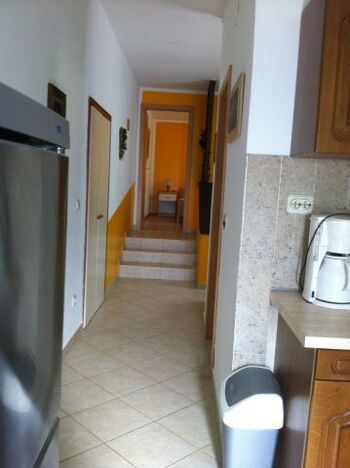 Einblick bis zum Schlafzimmer