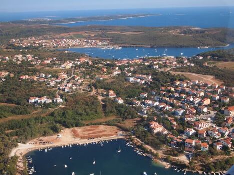 Blick auf  Kastanjez bis Kap Kamenjak