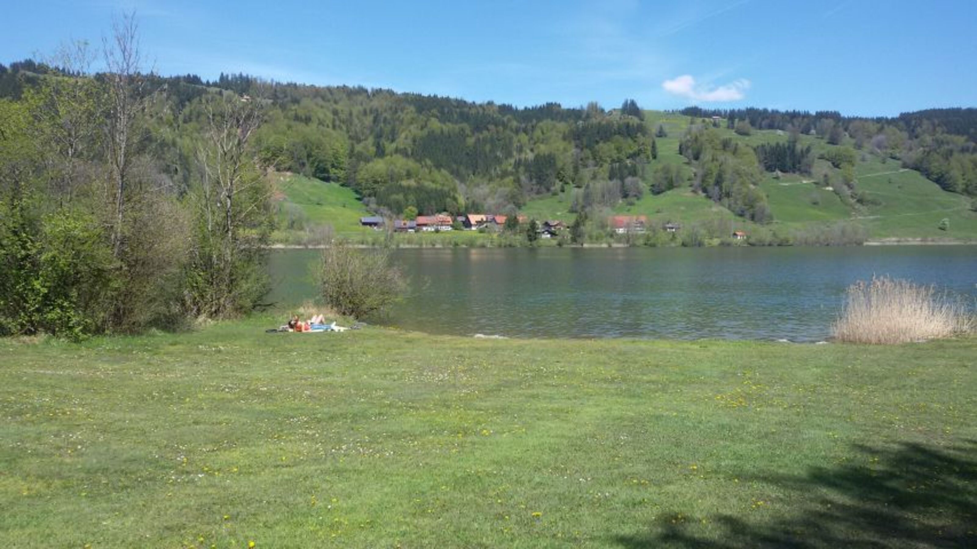 Der Alpsee 20 Fahrminuten entfernt