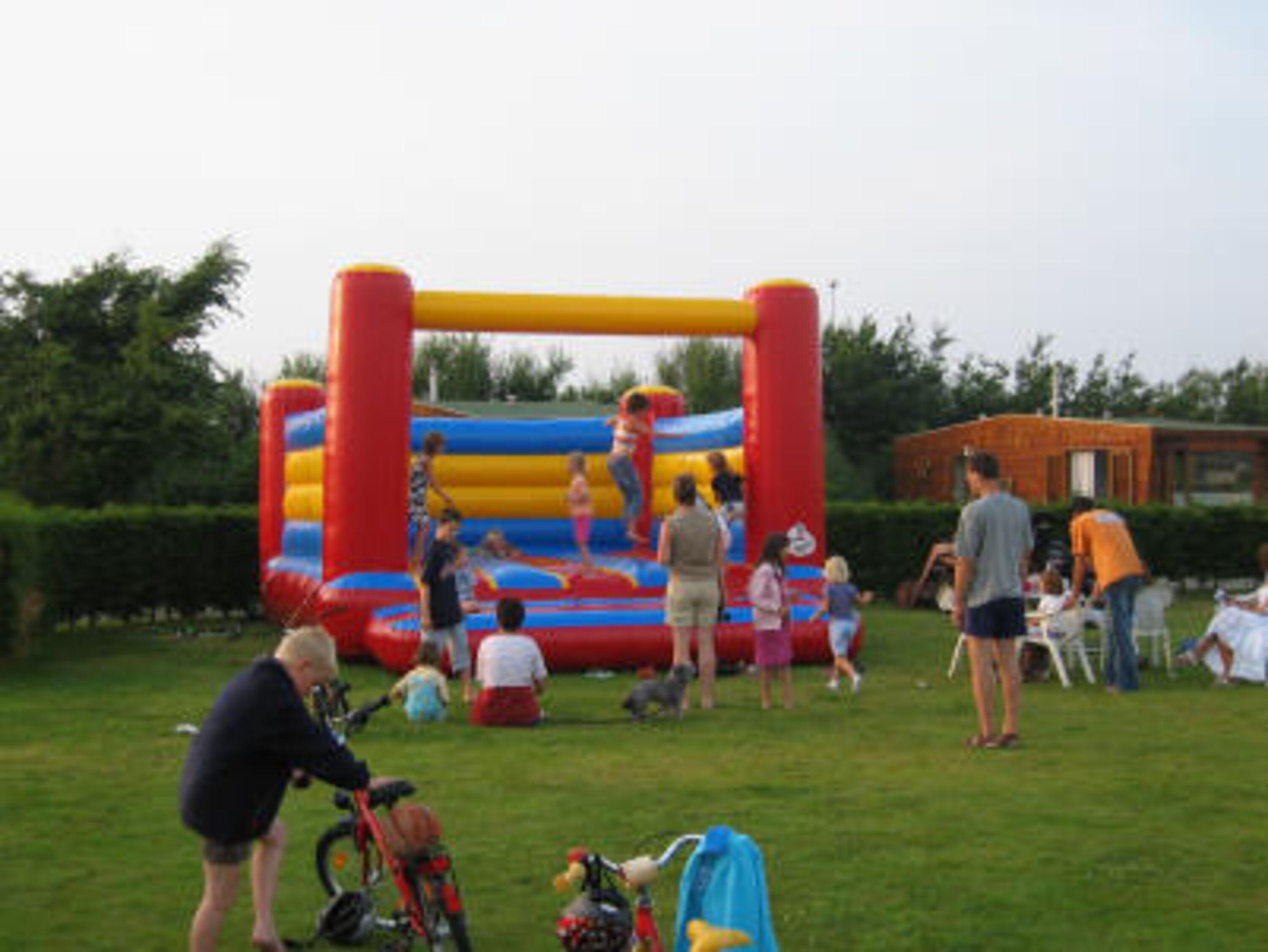 Kinderspielplatz auf der Anlage