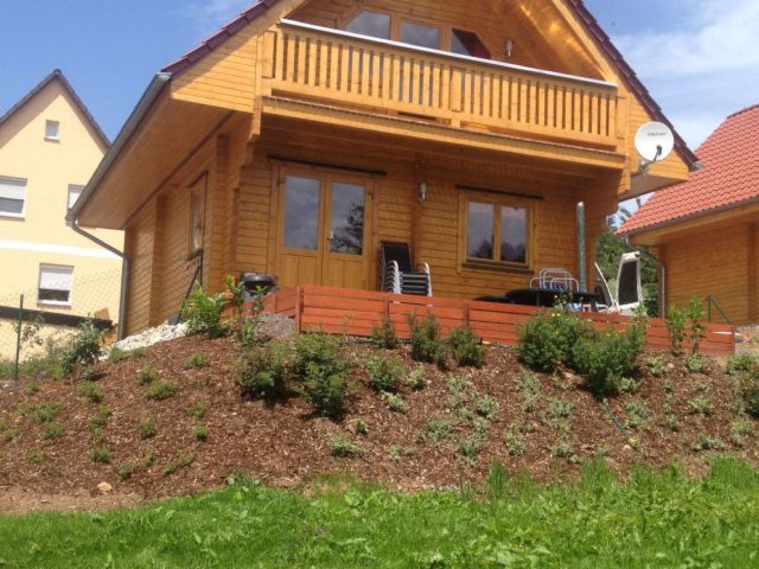 Südterrasse mit eingezäuntem Garten-Urlaub mit Hund