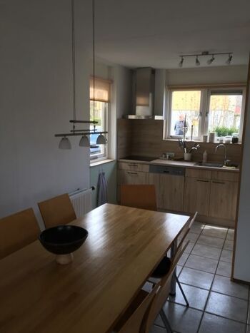 Esstisch für 8 Personen