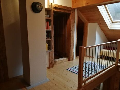 2 Schlafzimmer und TV - Zimmer (zus. Schlafzimmer) OG