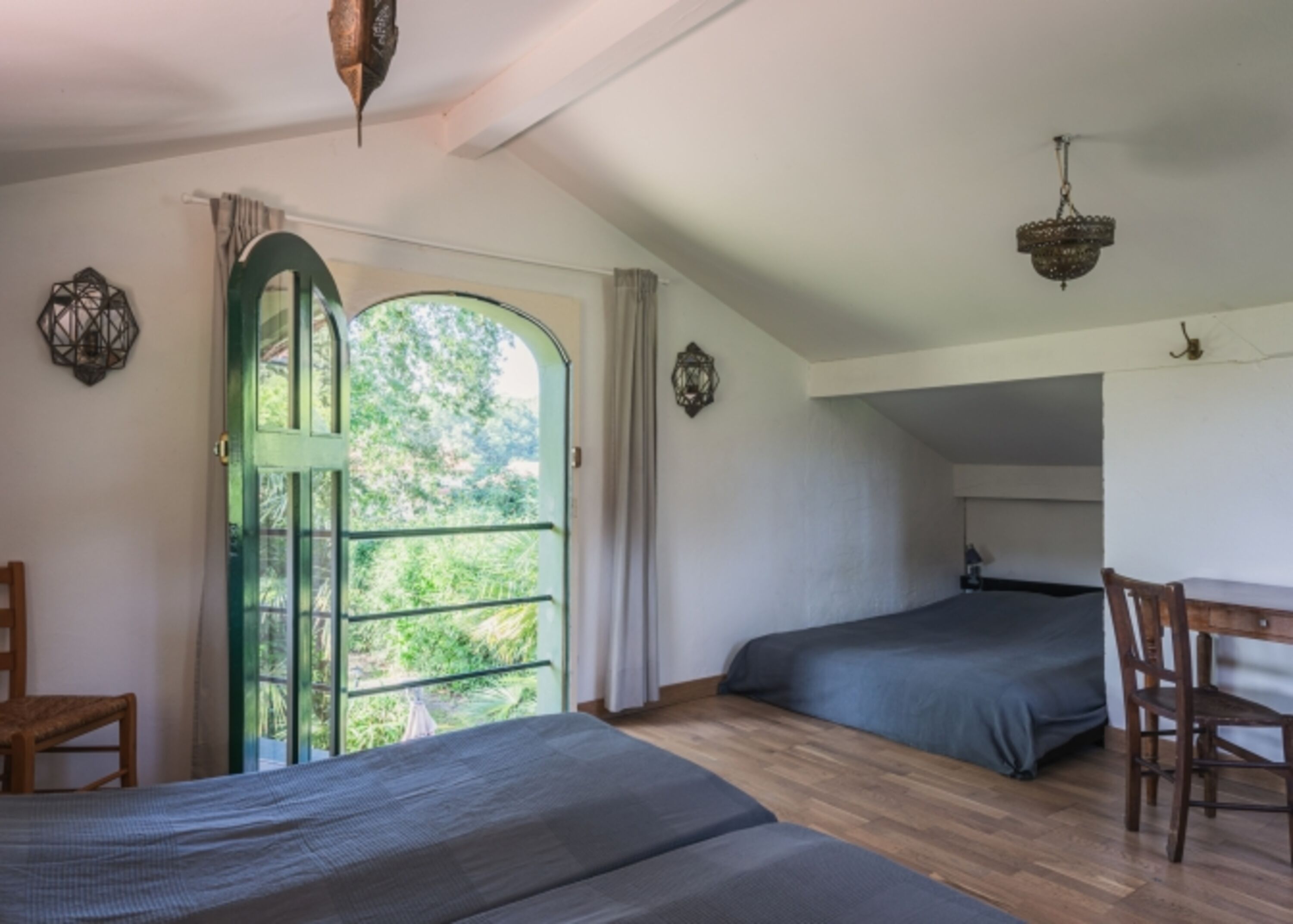 Schlafzimmer 1