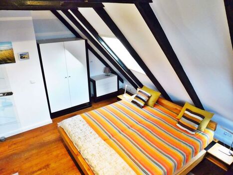 Doppelzimmer mit Echtholzboden