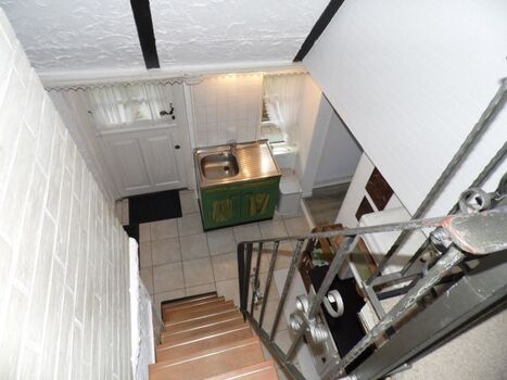 Treppe zum Wohnzimmer und 3. Schlafzimmer