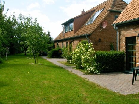 Feriendomizil mit Fewo "Ost" und "West" im Erdgeschoss des Haupthauses