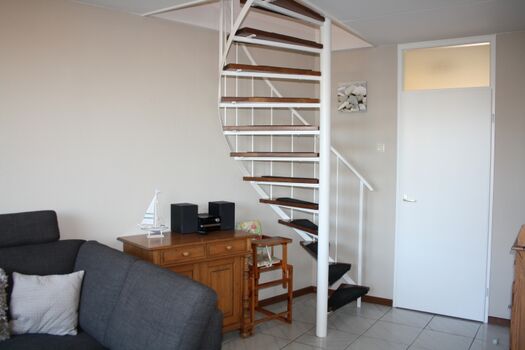 Treppe zum Obergeschoss