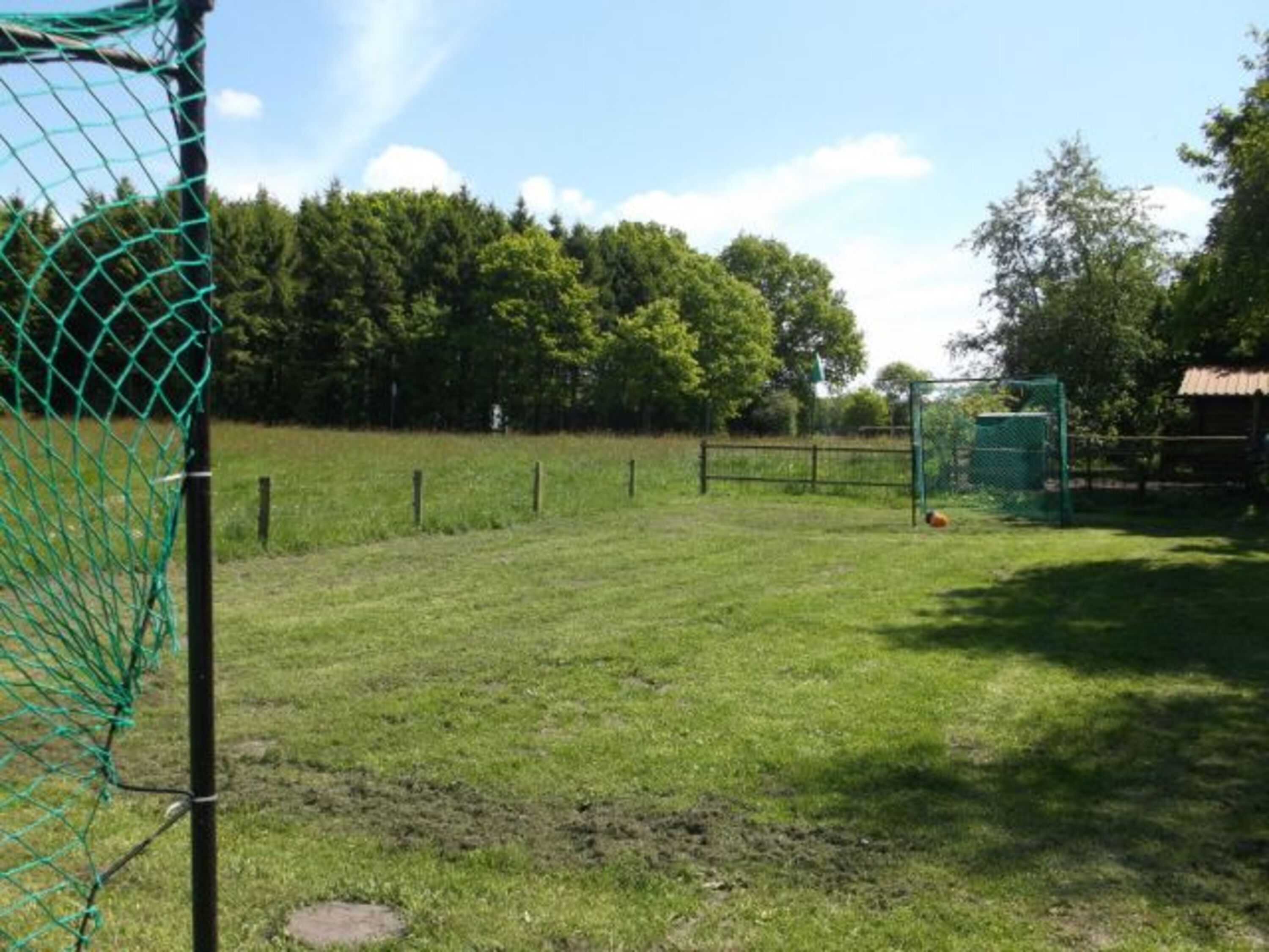 Großer Fußballplatz