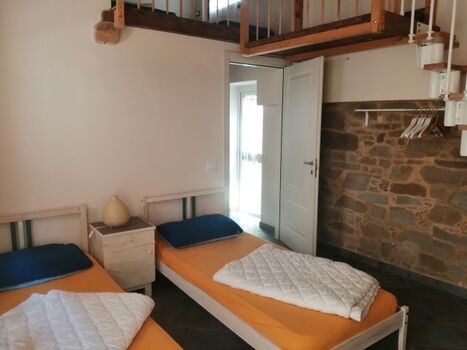 Schlafzimmer mit Empore