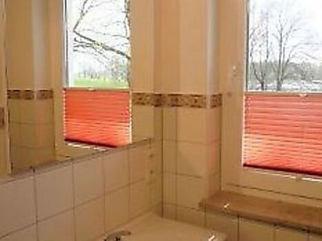 Dusche/WC mit Fenster
