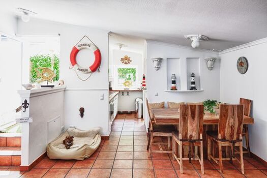 60qm , Erdgeschoss, bis 2 Personen, Fußbodenheizung, die ganzjährig zur Verfügung steht.