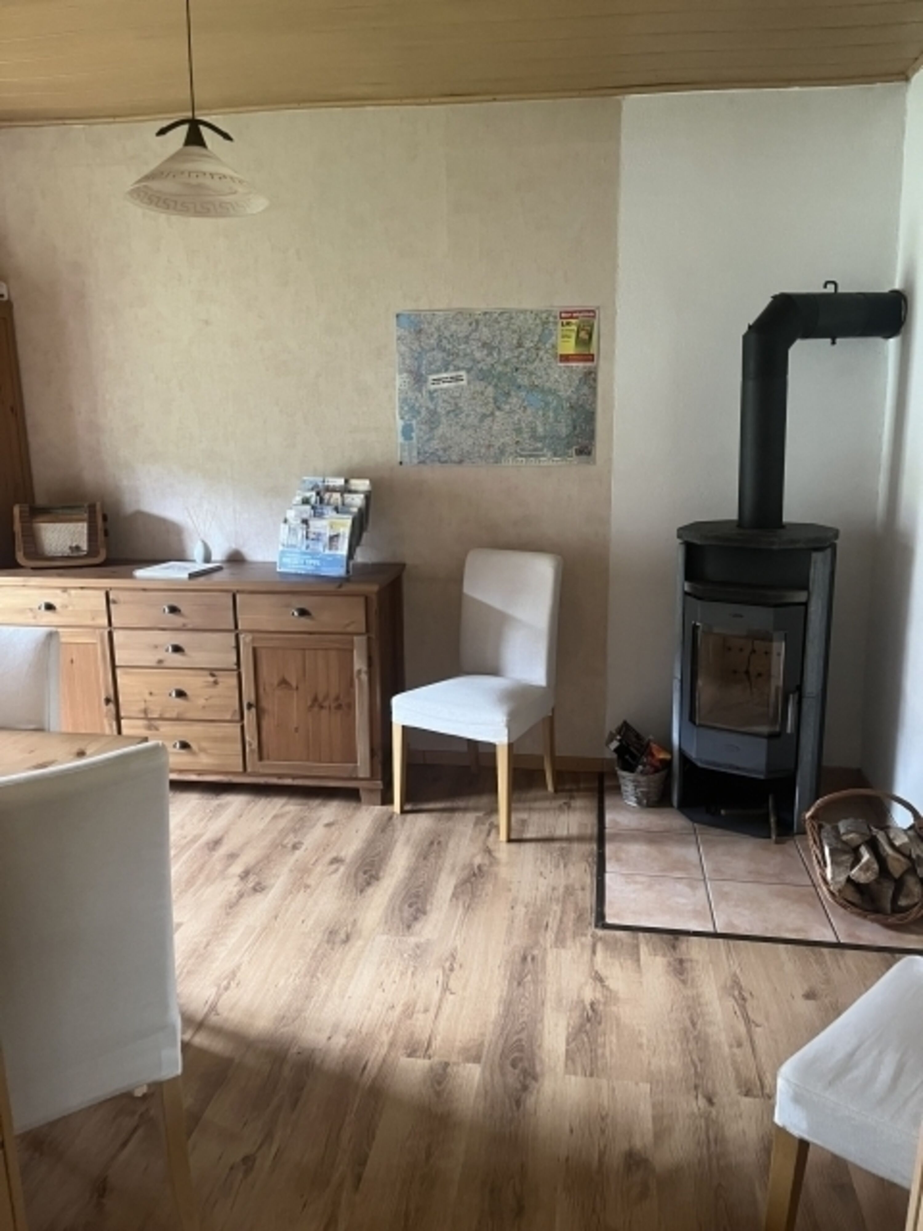 2. Wohnzimmer