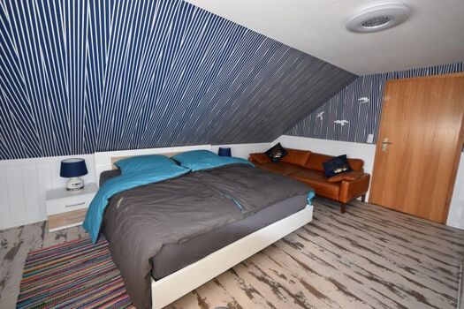 Schlafzimmer Lucas Stube OG