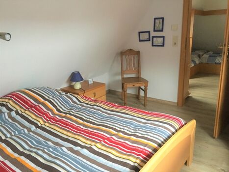 Zweites Schlafzimmer oben