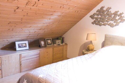 Schlafzimmer m. Boxspringbett