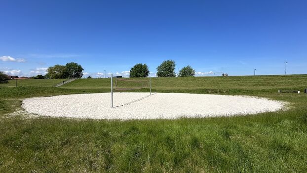 Beachvolleyballfeld am Dangaster Deich