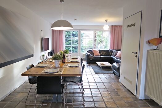 Esstisch im Haus Strand