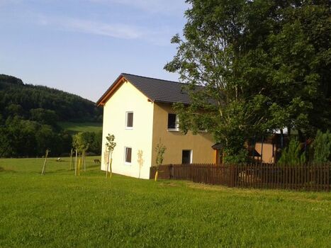 Ferienhaus mit Fewo Bergweide
