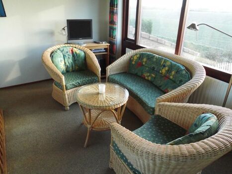 Empore mit Blick auf die Polderlandschaft