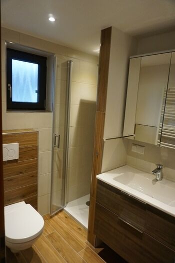 Duschbad mit Fußbodenheizung