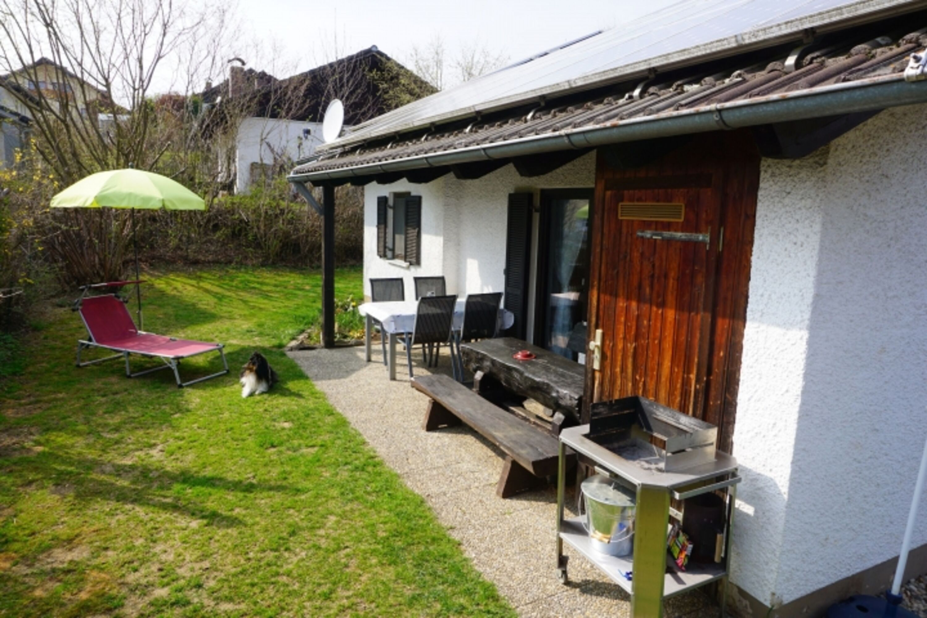 Garten mit Grill