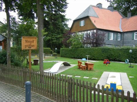 Minigolfplatz im Ort
