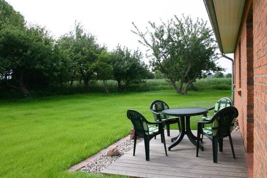 Frühstücksterrasse im Osten