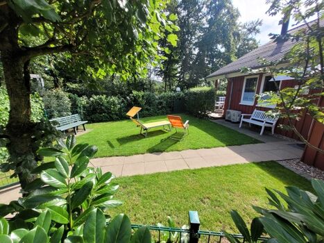 Garten eingezäunt, Ferienhaus Merle Ferienhäuser Marx