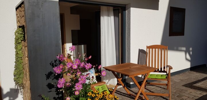 Westbalkon mit Abendsonne