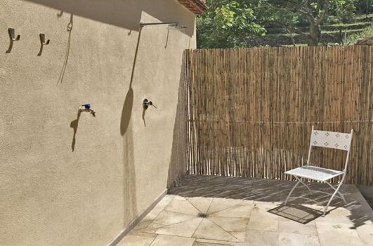 Die Dependance für 2 weitere Personen kann dazu gemietet werden