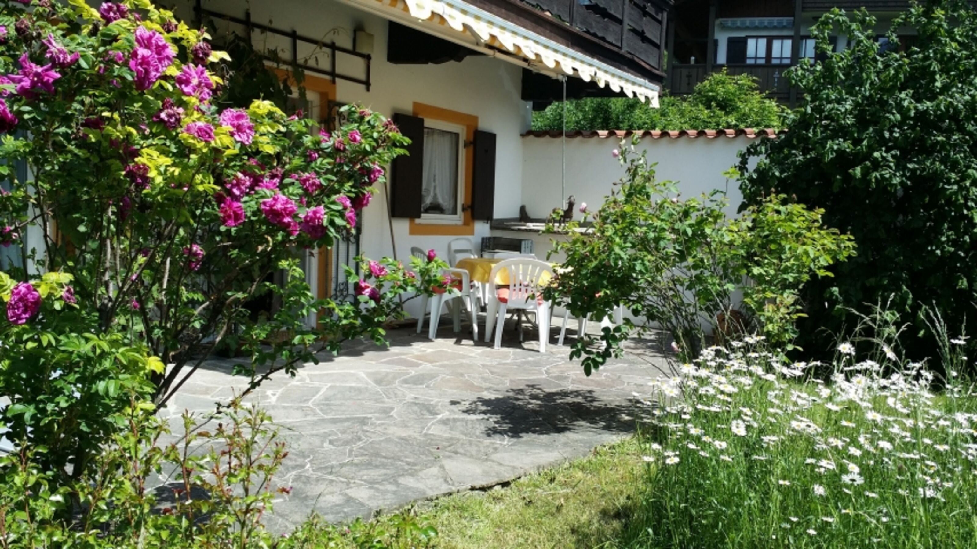 Terasse mit Garten