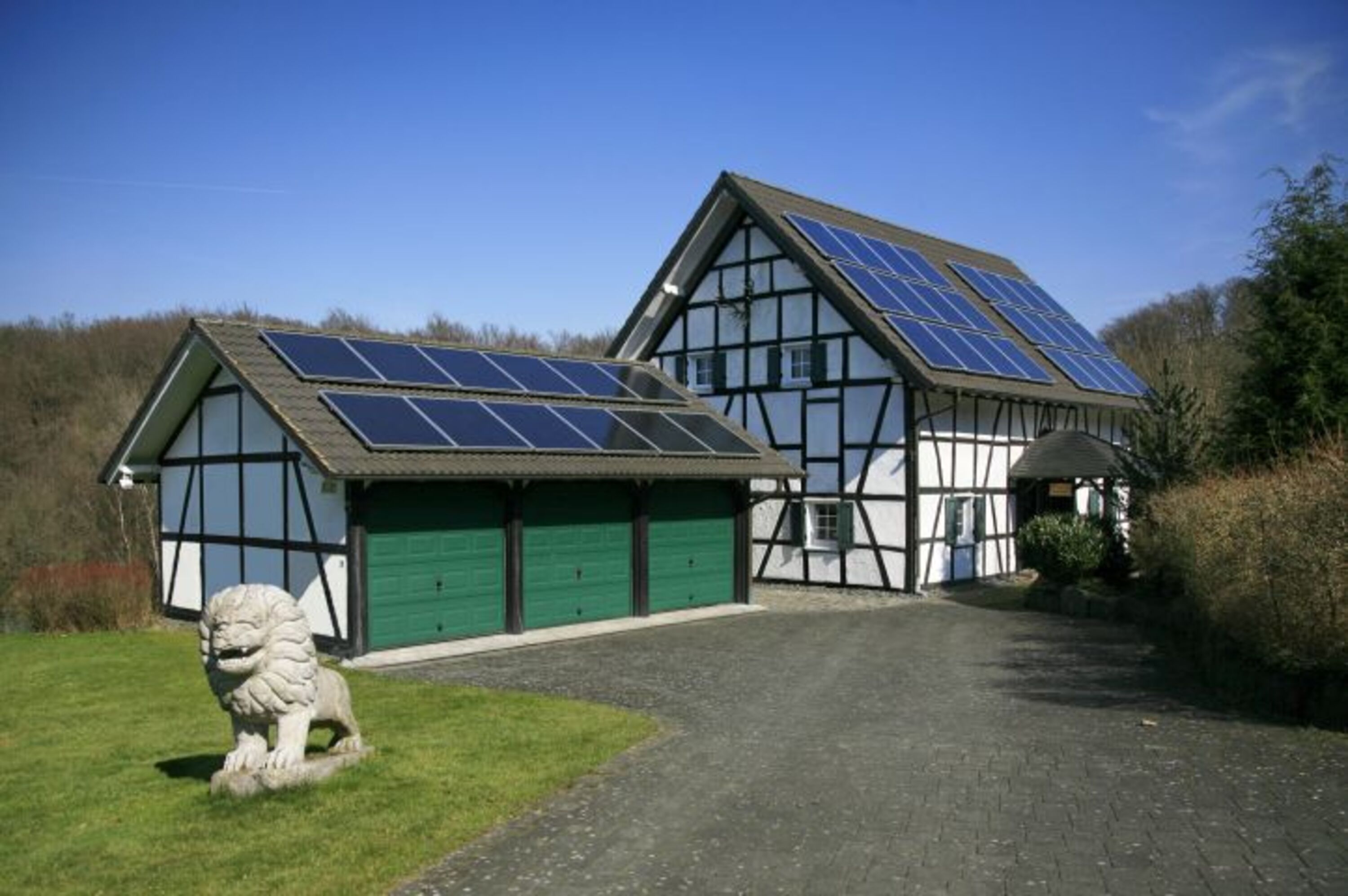 Ferienhaus Stift Ennenbach Einfahrt