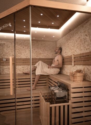 Traumhafte Stunden in der Sauna
