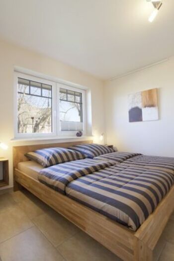 Schlafzimmer mit Doppelbett, bad en suite 