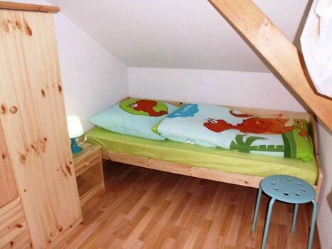 Schlafzimmer 2 mit 2 Einzelbetten 