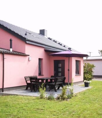 große Terrasse lädt zum verweilen ein