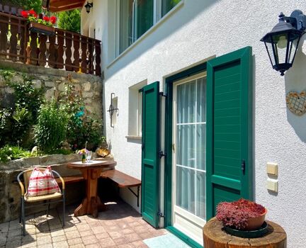 Gemütliche Sitzecke im Garten