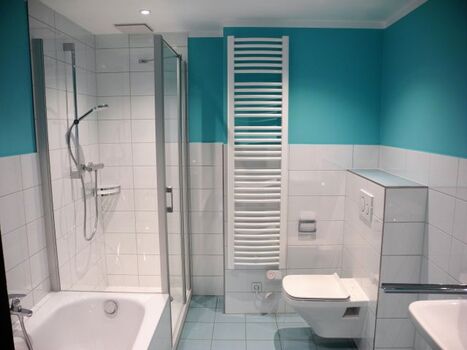 renoviertes Badezimmer OG