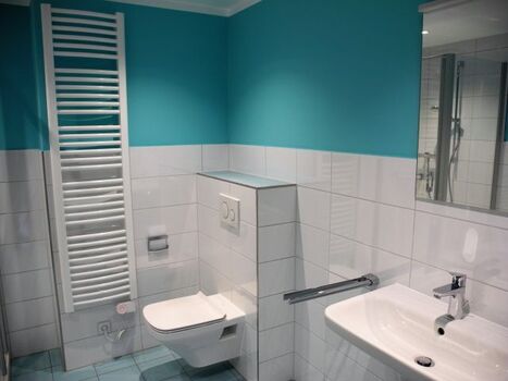 renoviertes Badezimmer OG