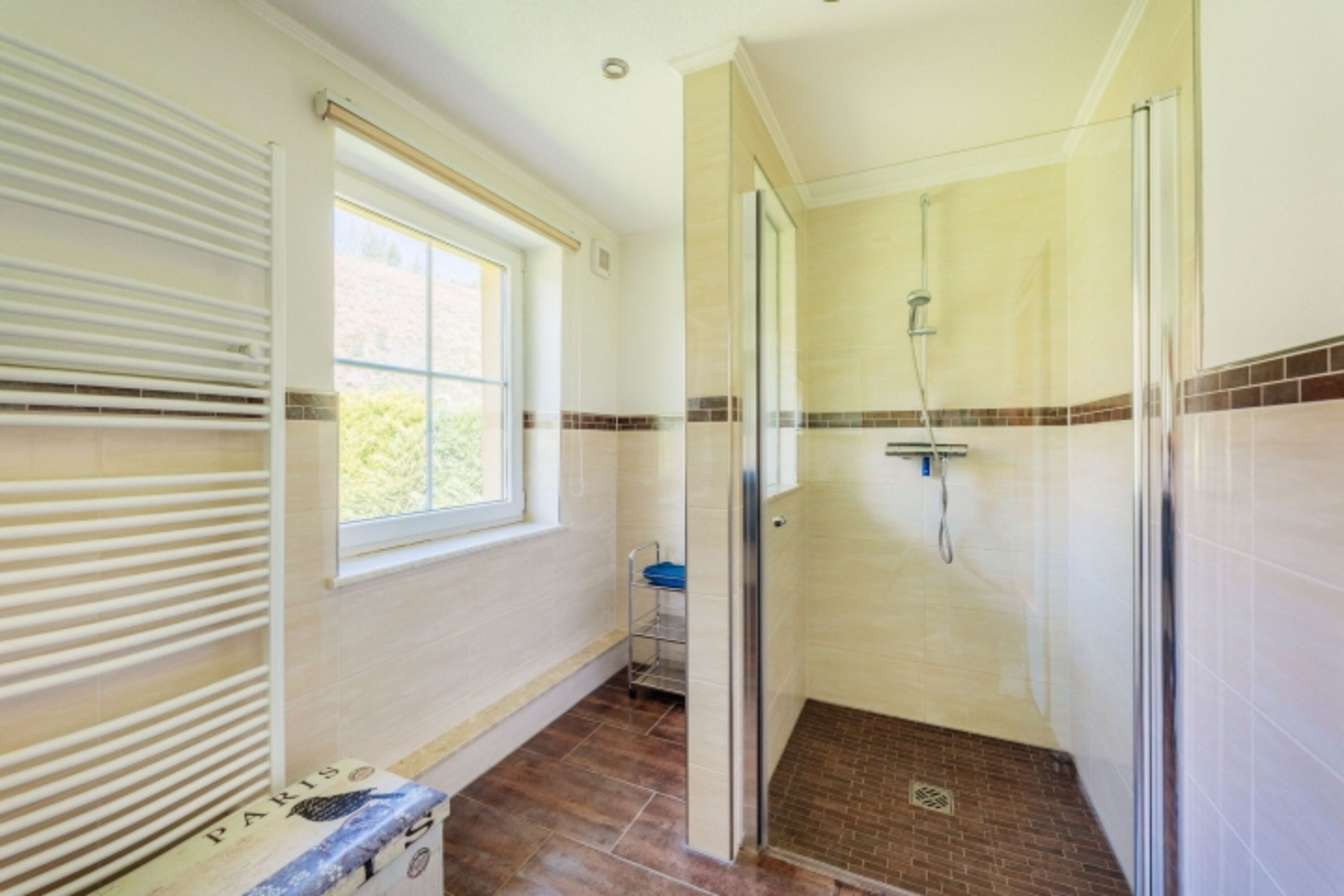 Dusche, ebenerdig